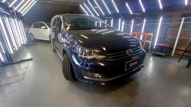 Volkswagen • Polo