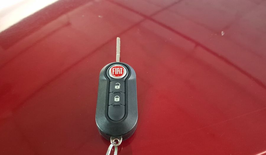 Fiat Mobi 1.0 EASY Hatchback 2017