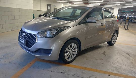 Hyundai • HB20