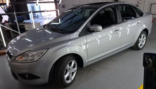 Ford • Focus II