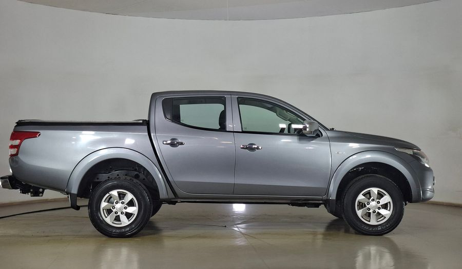 Mitsubishi L200 2.4 TD KATANA DC CR WF Pickup 2017