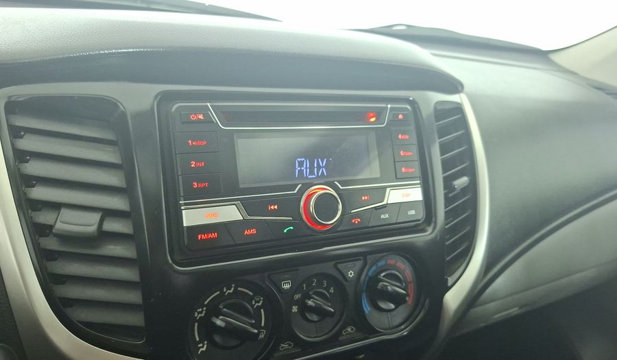 Mitsubishi L200 2.4 TD KATANA DC CR WF Pickup 2017