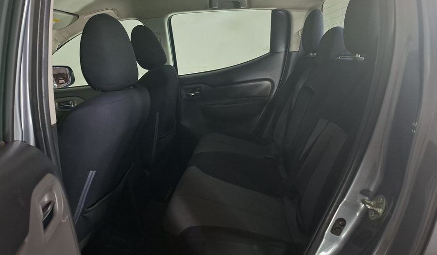 Mitsubishi L200 2.4 TD KATANA DC CR WF Pickup 2017