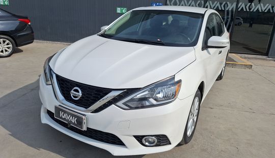 Nissan • Sentra