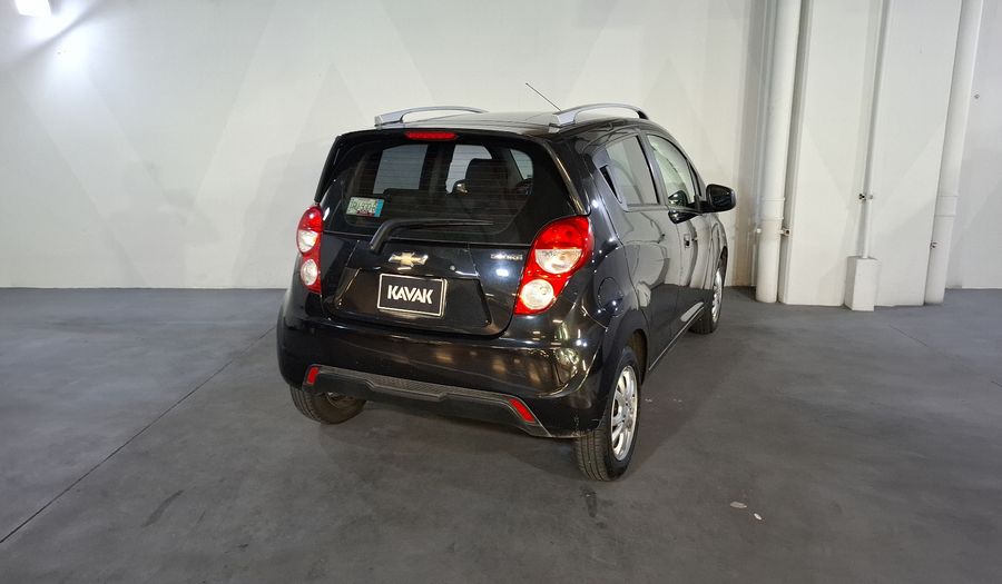 Chevrolet Spark 1.2 LTZ C MT Hatchback 2015