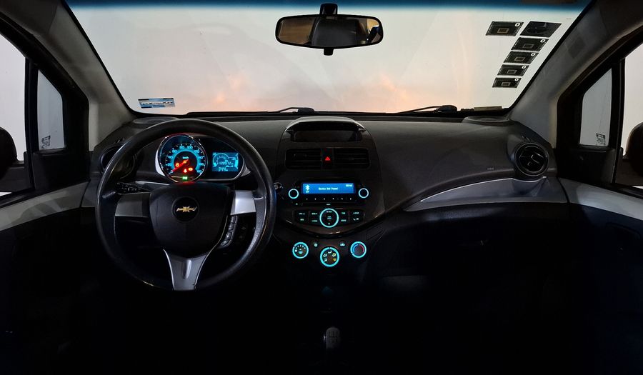 Chevrolet Spark 1.2 LTZ C MT Hatchback 2015