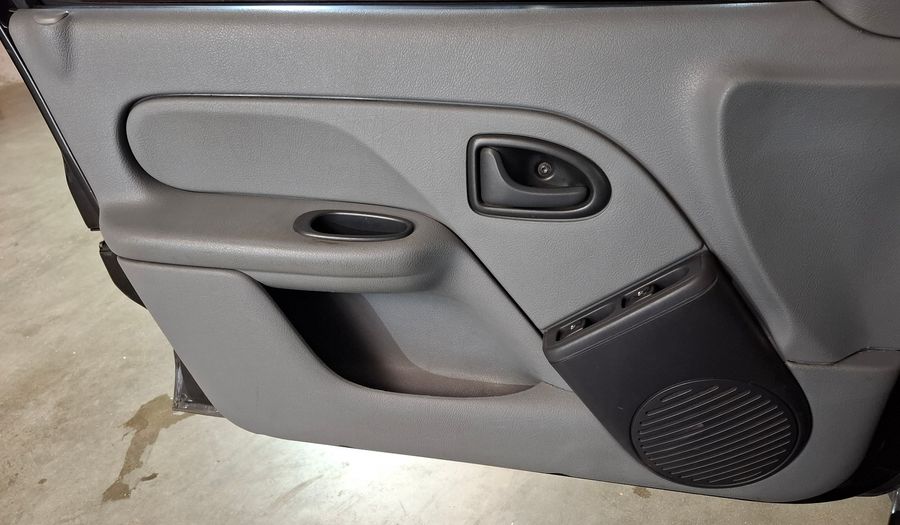Renault Clio PACK PLUS Hatchback 2010