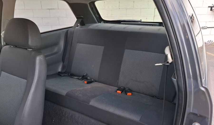 Volkswagen Gol 1.4 POWER (+DA+AA) Hatchback 2011