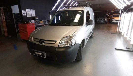 Peugeot • Partner
