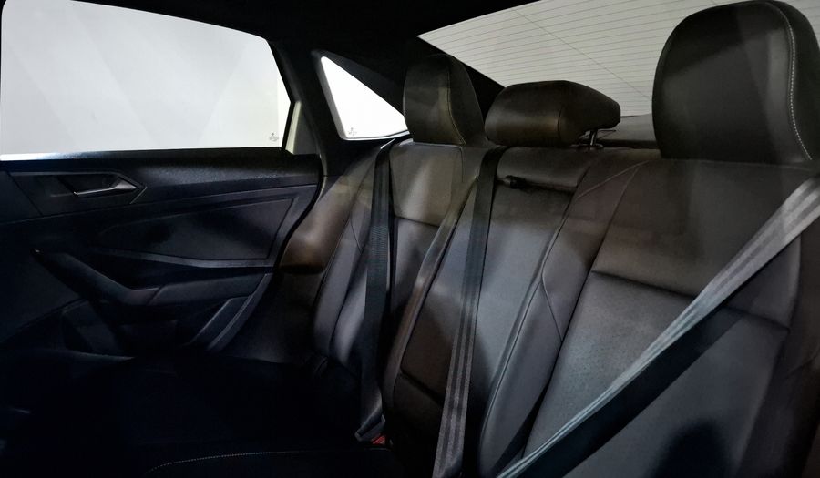 Volkswagen Jetta 1.4 R-LINE AUTO Sedan 2021