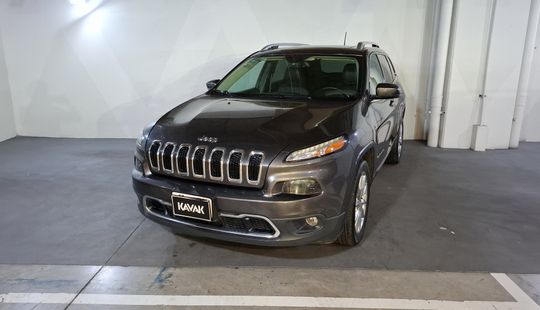 Jeep • Cherokee