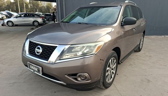Nissan • Pathfinder