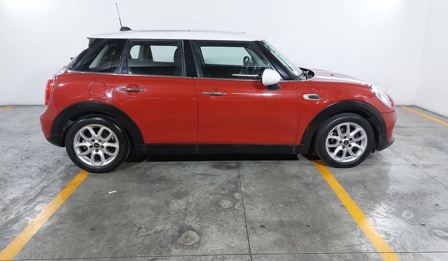 Mini Cooper 1.5 COOPER CHILI AT Hatchback 2015