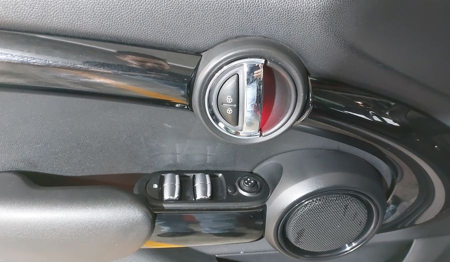 Mini Cooper 1.5 COOPER CHILI AT Hatchback 2015