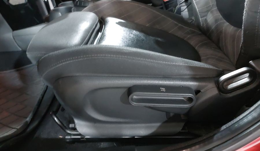 Mini Cooper 1.5 COOPER CHILI AT Hatchback 2015