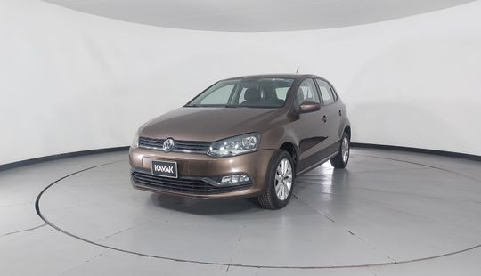 Volkswagen • Polo