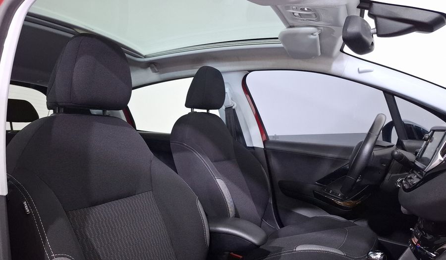 Peugeot 208 1.6 FELINE AT Hatchback 2017