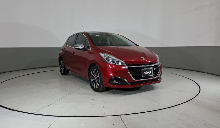 Peugeot 208 1.6 FELINE AT Hatchback 2017