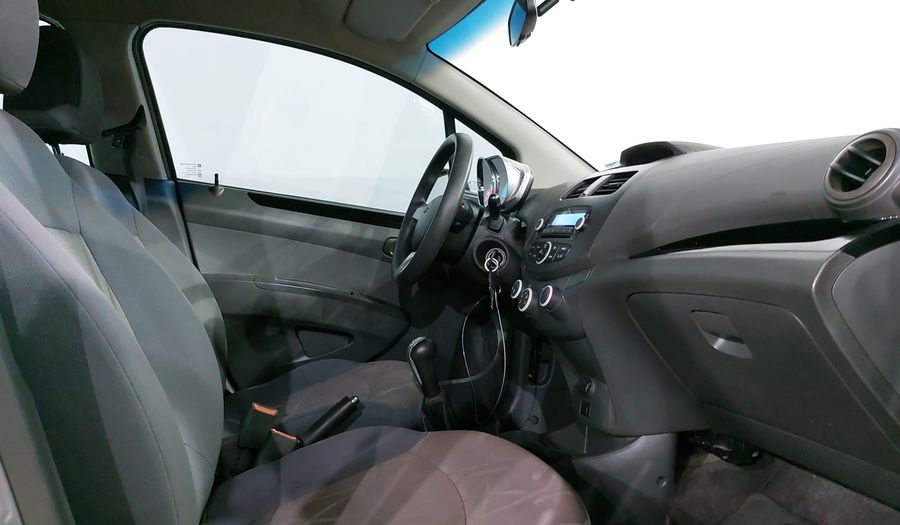 Chevrolet Spark Classic 1.2 LT B MT Hatchback 2017