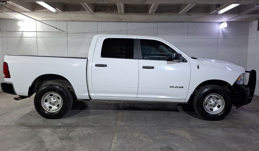 Ram 1500 5.7 CREW CAB SLT TRABAJO 4X4 V8 6AT Pickup 2020