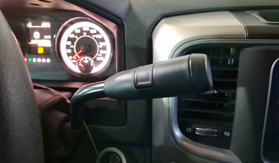 Ram 1500 5.7 CREW CAB SLT TRABAJO 4X4 V8 6AT Pickup 2020