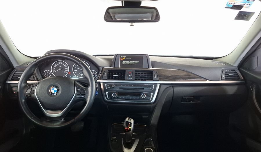 Bmw Serie 3 2.0 320IA LUXURY LINE Sedan 2014