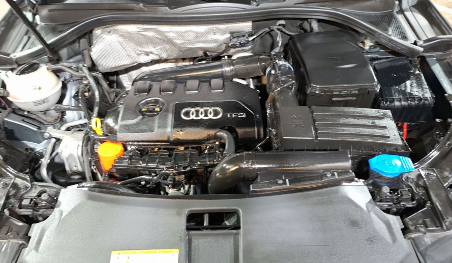 Audi Q3 2.0 LUXURY 170 HP S TRONIC Suv 2015