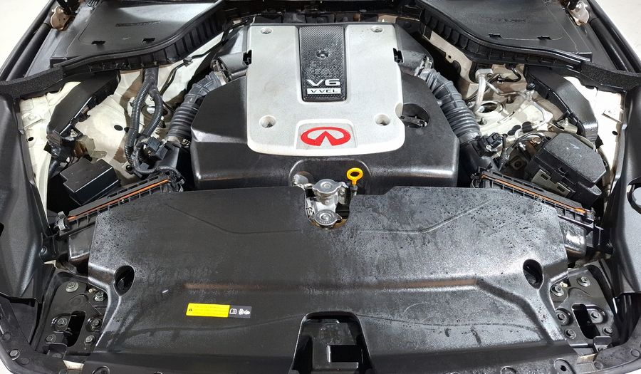 Infiniti Q50 3.7 SEDUCTION AT Sedan 2017