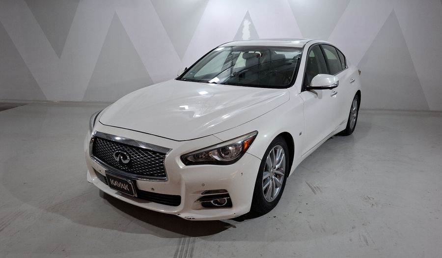 Infiniti Q50 3.7 SEDUCTION AT Sedan 2017