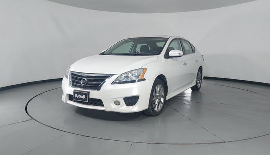 Nissan • Sentra