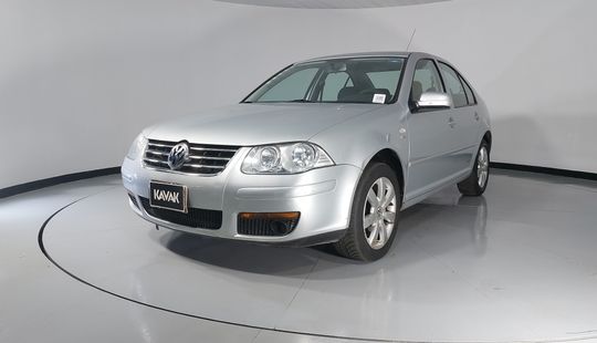 Volkswagen • Jetta Clasico