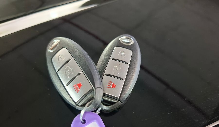 Nissan Note 1.6 SR CVT Hatchback 2019