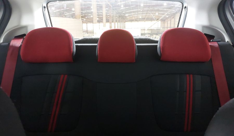 Fiat Palio MPI SPORTING Hatchback 2013