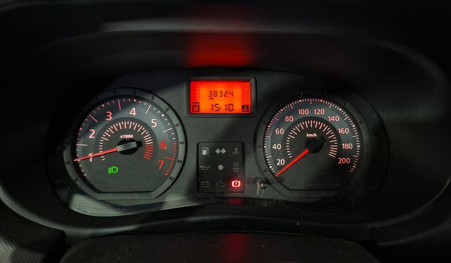 Renault Logan 1.6 AUTHENTIQUE MT Sedan 2013