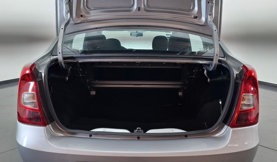Renault Logan 1.6 AUTHENTIQUE MT Sedan 2013