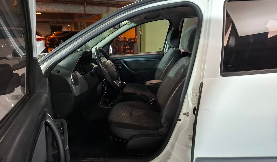 Renault Duster 2.0 16V LUXE 4WD NAV Suv 2013