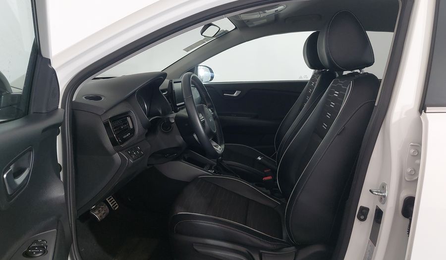 Kia Stonic SX AUTOMÁTICO Hatchback 2022
