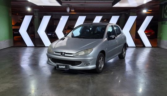 Peugeot • 206