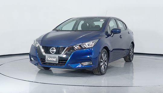 Nissan • Versa