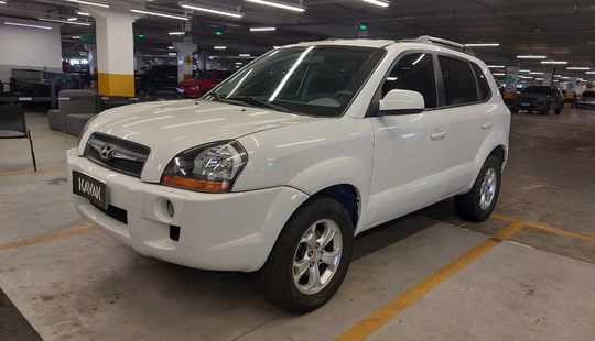 Hyundai • Tucson