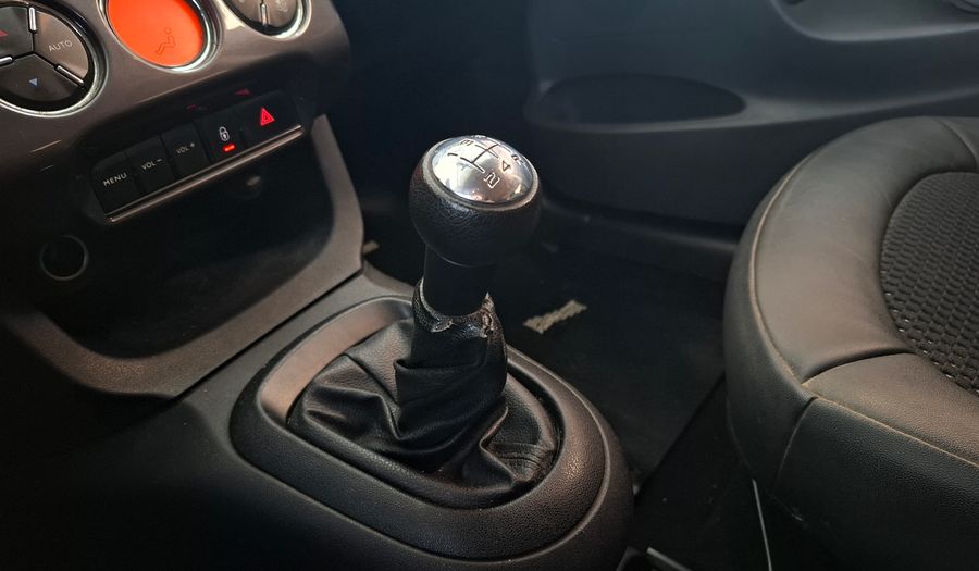 Citroen C3 1.6 SHINE AM17 Hatchback 2016