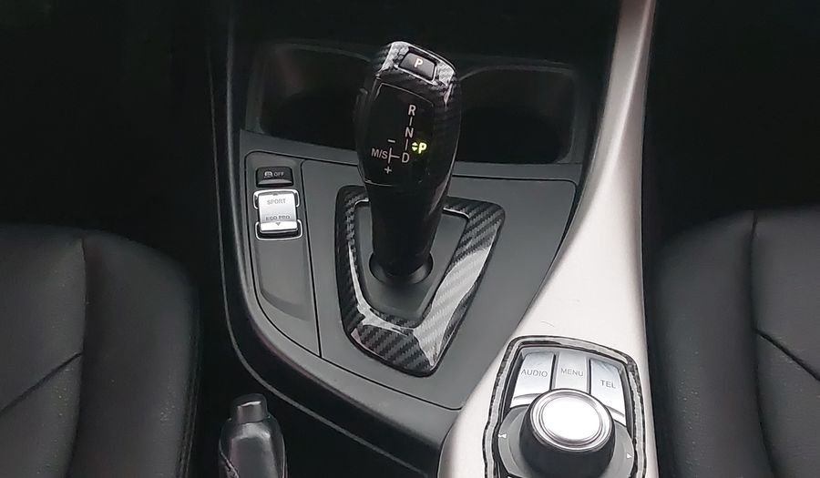 Bmw Serie 1 1.6 120IA Hatchback 2016