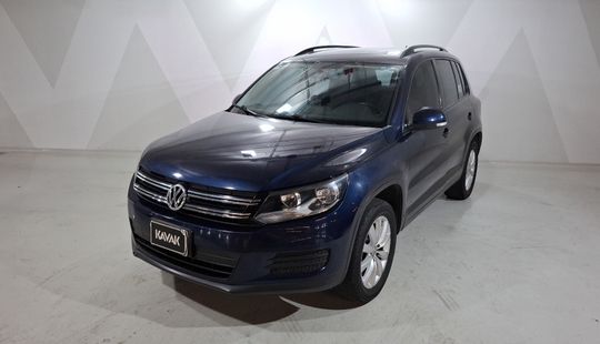 Volkswagen • Tiguan
