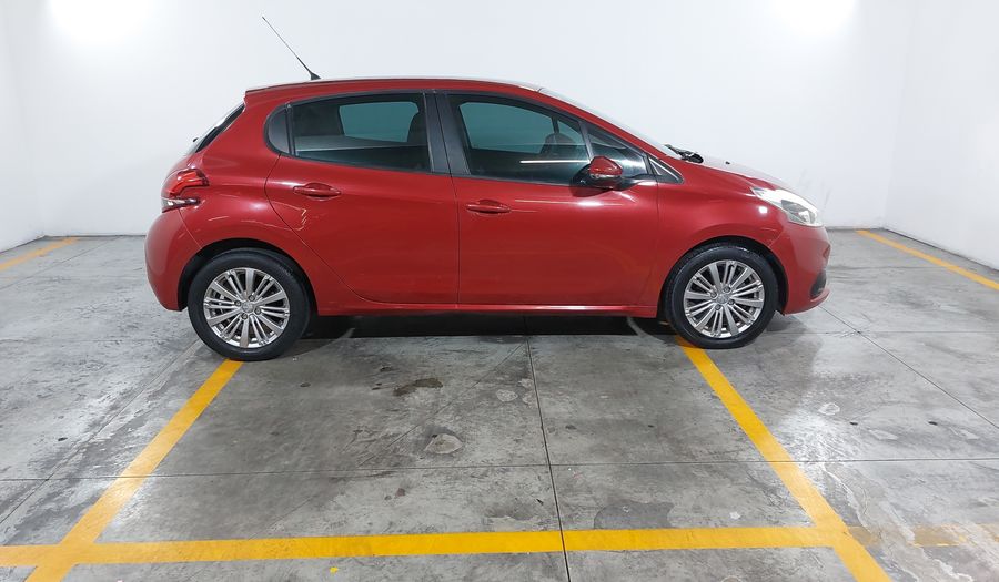 Peugeot 208 1.6 ALLURE AT Hatchback 2017