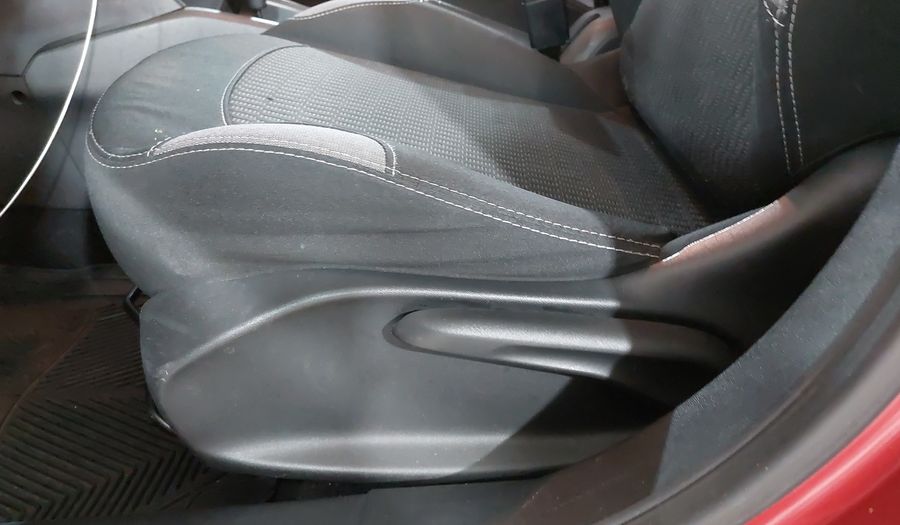 Peugeot 208 1.6 ALLURE AT Hatchback 2017