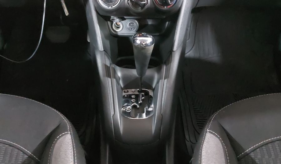 Peugeot 208 1.6 ALLURE AT Hatchback 2017