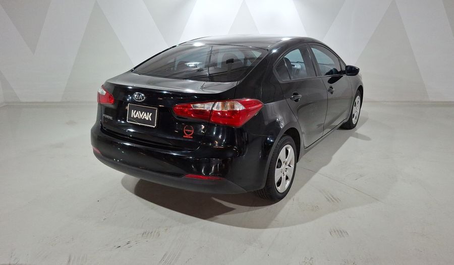Kia Forte 2.0 LX MT Sedan 2016