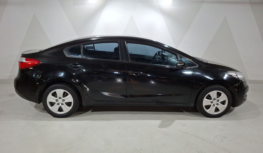 Kia Forte 2.0 LX MT Sedan 2016