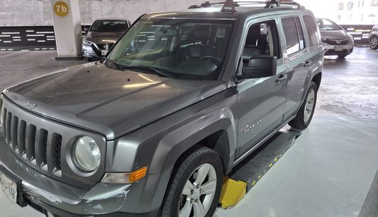 Jeep • Patriot