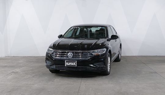 Volkswagen • Jetta